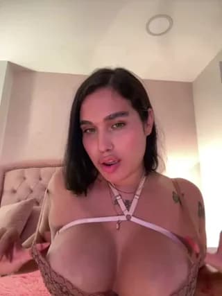 Bella__Wood - stripchat