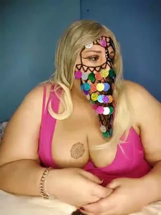 Strongshemail - stripchat