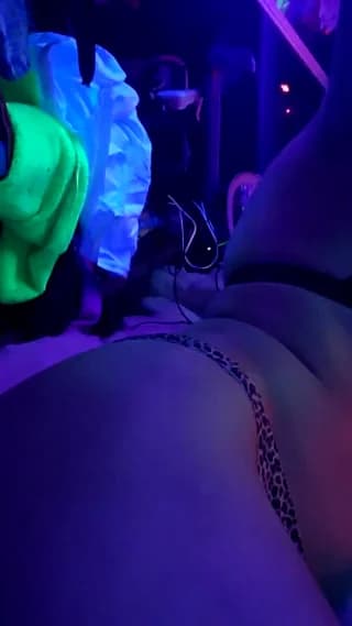 gurlnips - stripchat